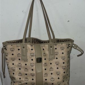 MCM medium Liz tote